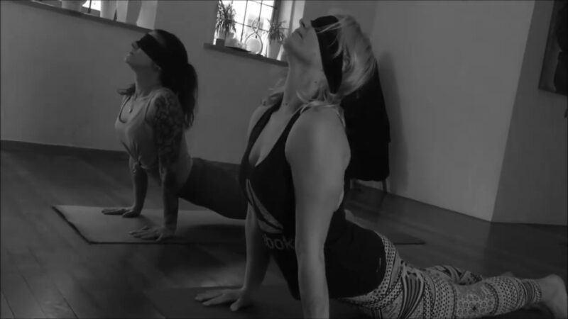 Blindfold Yoga benefits